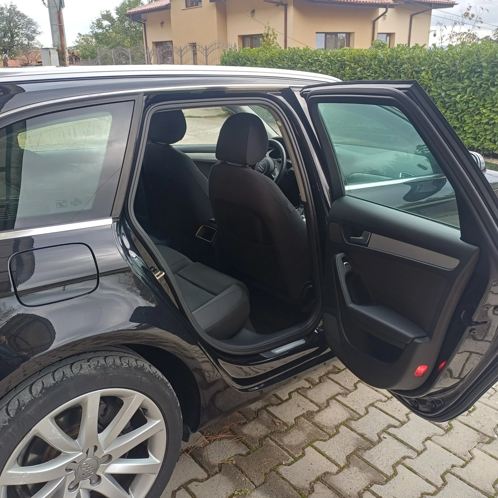 Audi A4 2.0 TDI QUATTRO, снимка 9 - Автомобили и джипове - 56711078