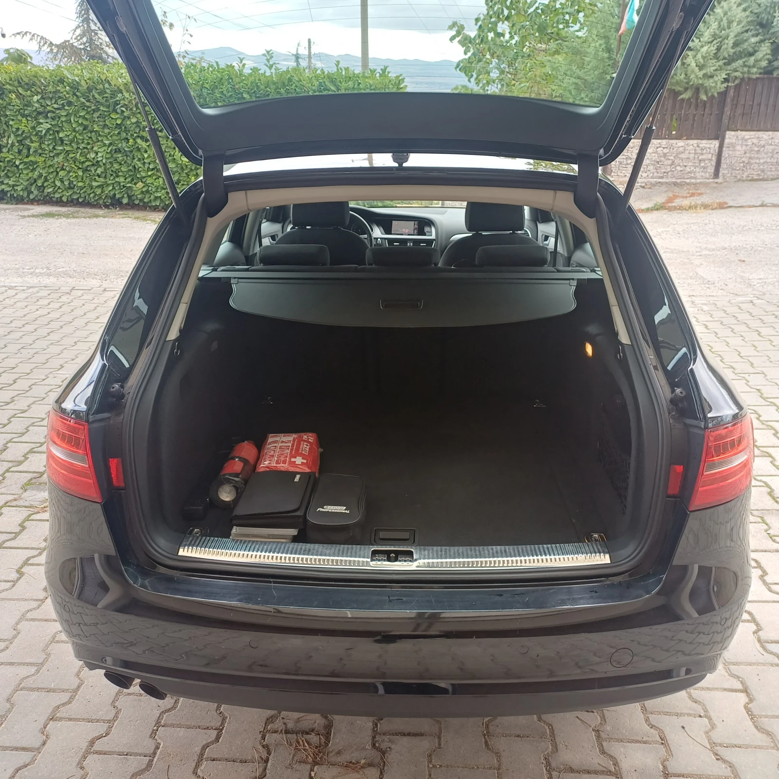Audi A4 2.0 TDI QUATTRO, снимка 8 - Автомобили и джипове - 56711078