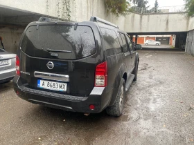 Nissan Pathfinder 3000 CDTI 4x4, снимка 3