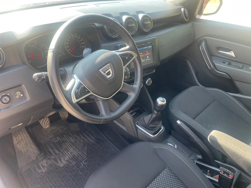 Dacia Duster 1.6 116к.с., снимка 11 - Автомобили и джипове - 48040041