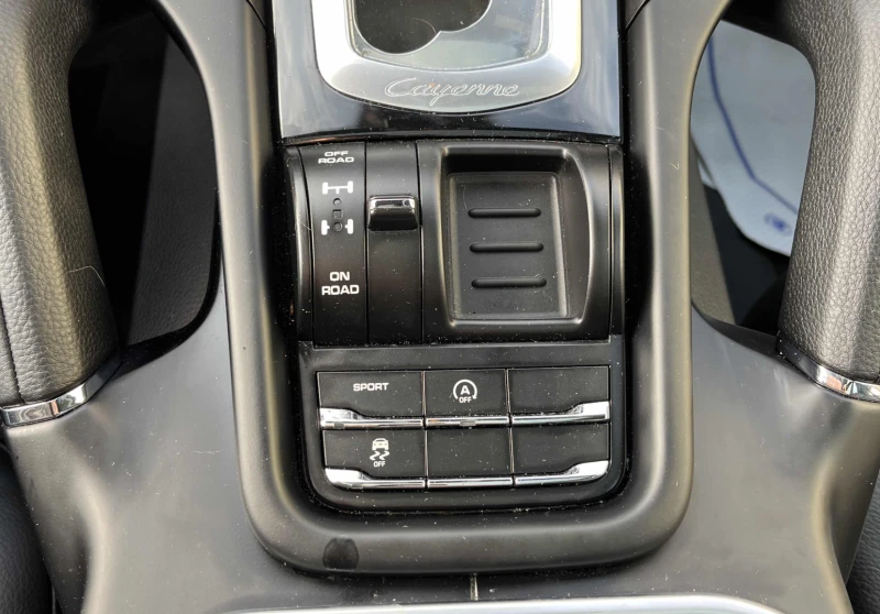 Porsche Cayenne, снимка 9 - Автомобили и джипове - 52749767