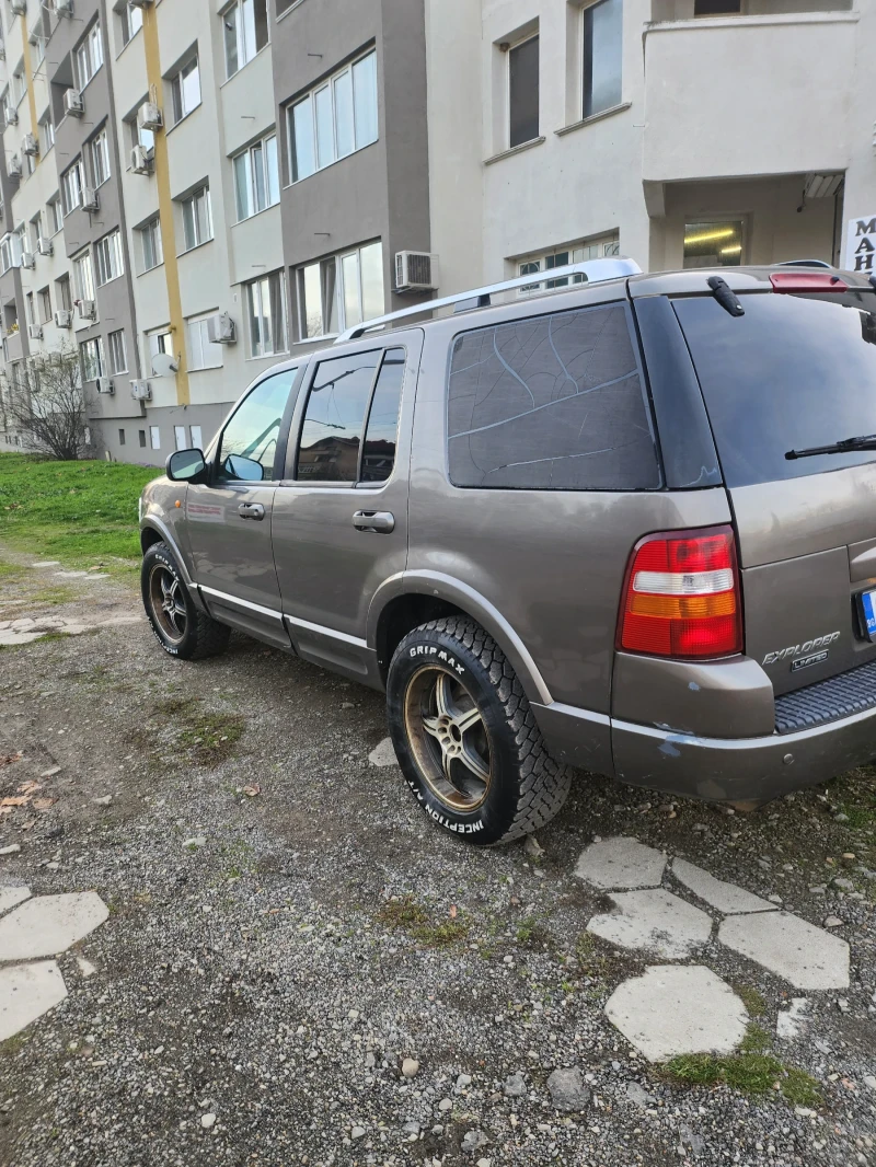 Ford Explorer 4.6, снимка 4 - Автомобили и джипове - 52726737