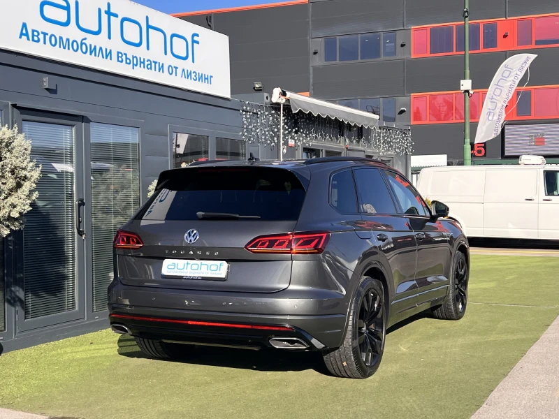 VW Touareg R-Line/3.0TDI/286K.C./8АТ/Matrix/Head-up, снимка 4 - Автомобили и джипове - 52937213