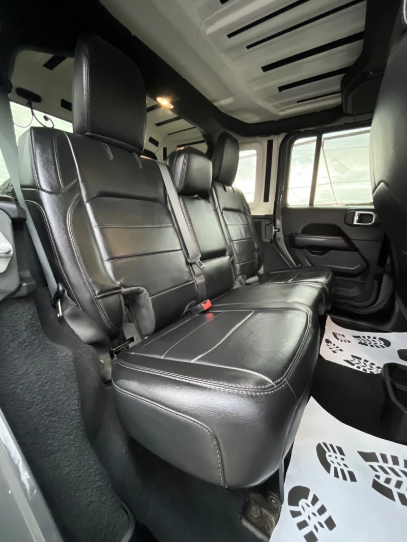Jeep Wrangler UNLIMITED* SAHARA* NARDOGREY* СОБСТВЕН ЛИЗИНГ, снимка 10 - Автомобили и джипове - 53048708