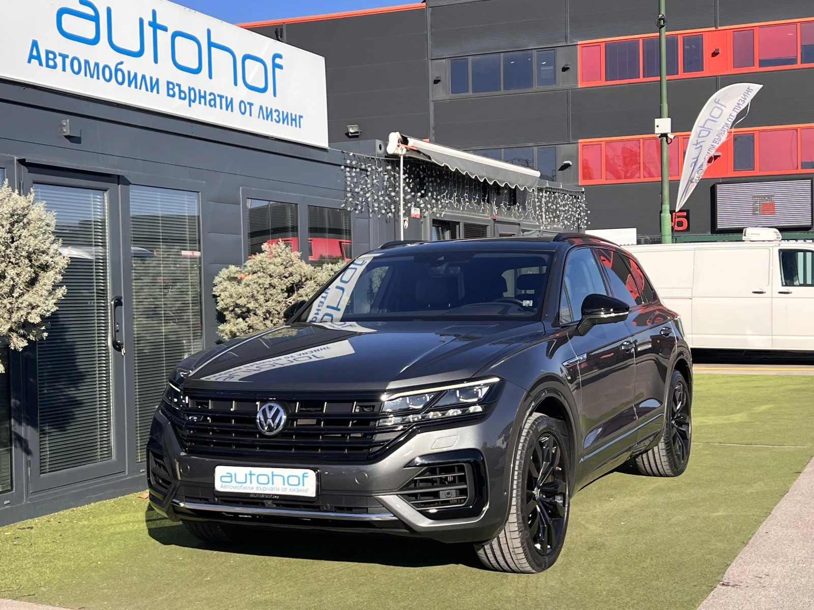 VW Touareg R-Line/3.0TDI/286K.C./8АТ/Matrix/Head-up, снимка 1