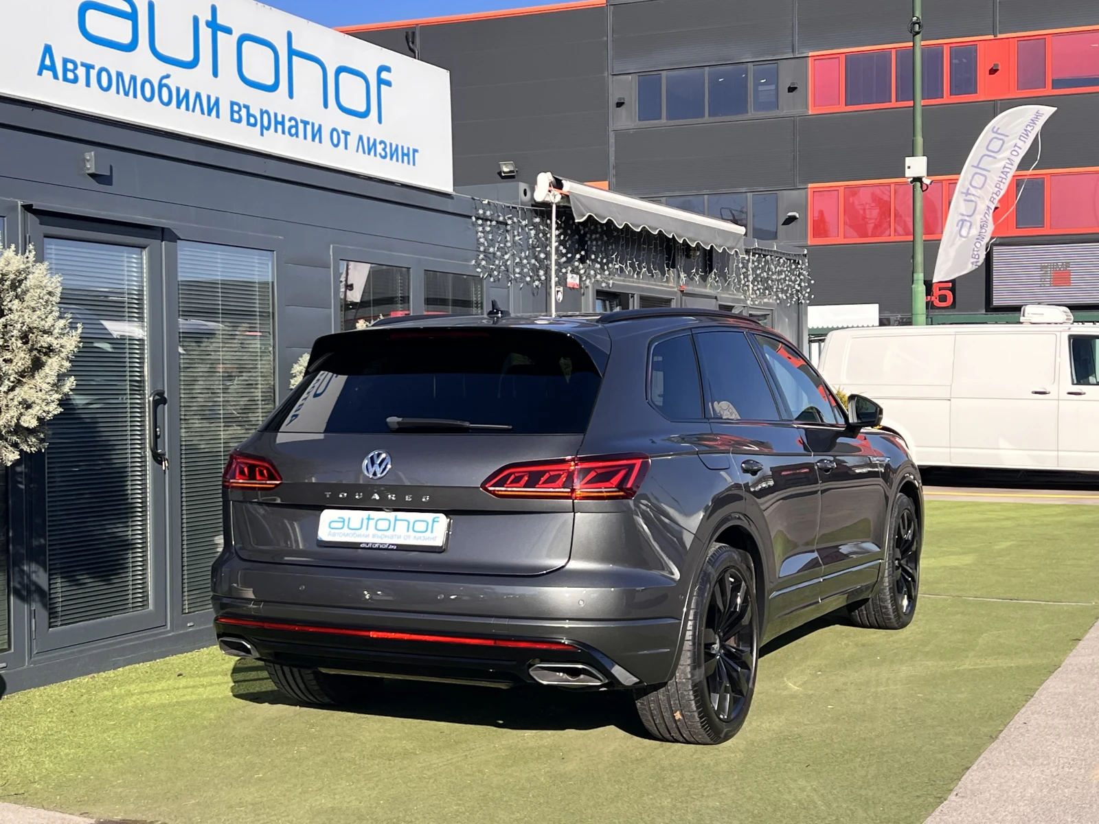 VW Touareg R-Line/3.0TDI/286K.C./8АТ/Matrix/Head-up - изображение 4