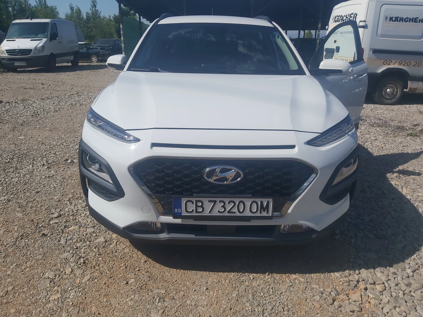 Hyundai Kona 1.6 crdi, снимка 15 - Автомобили и джипове - 55090268