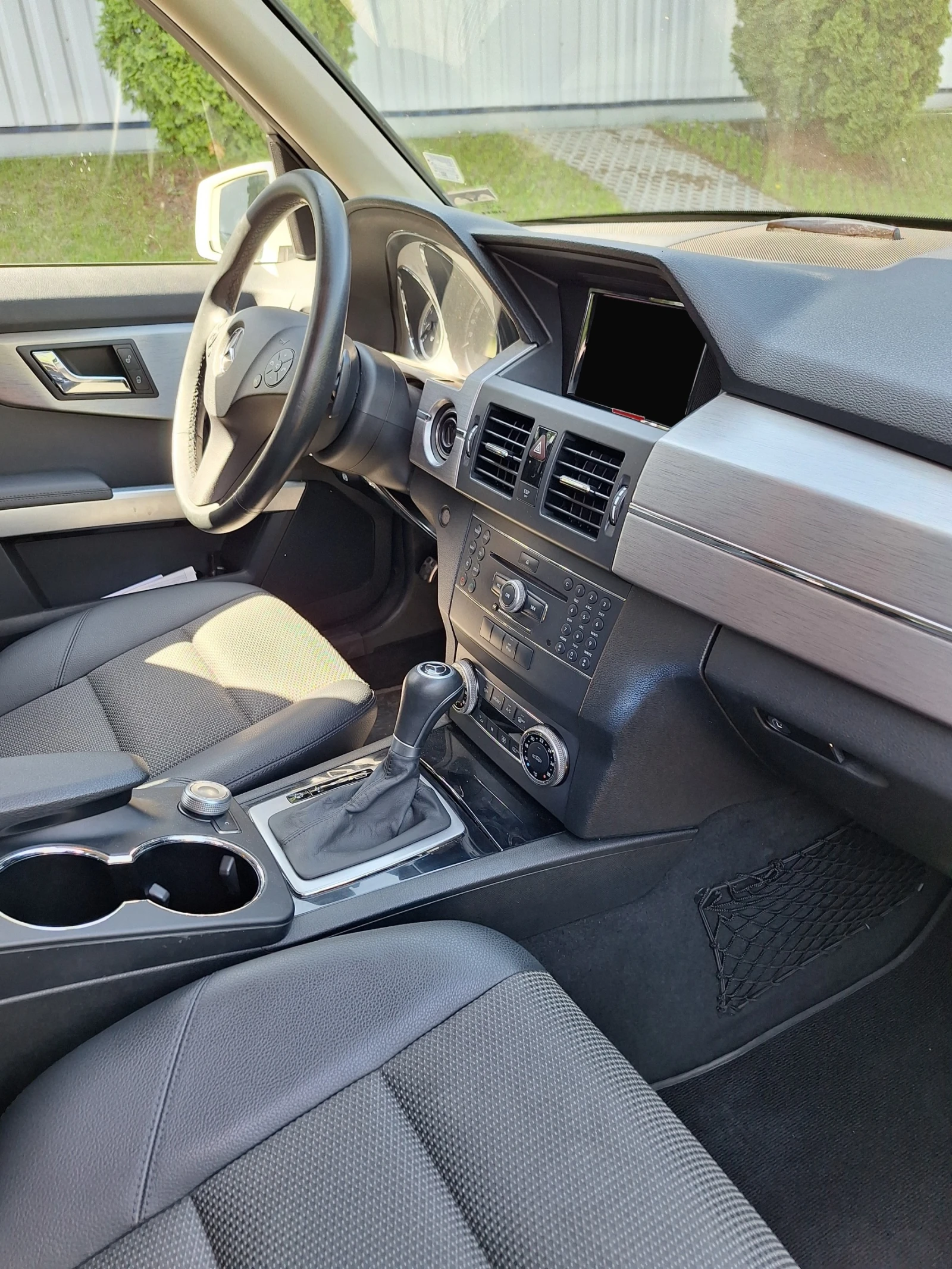 Mercedes-Benz GLK 220, снимка 11 - Автомобили и джипове - 54066184