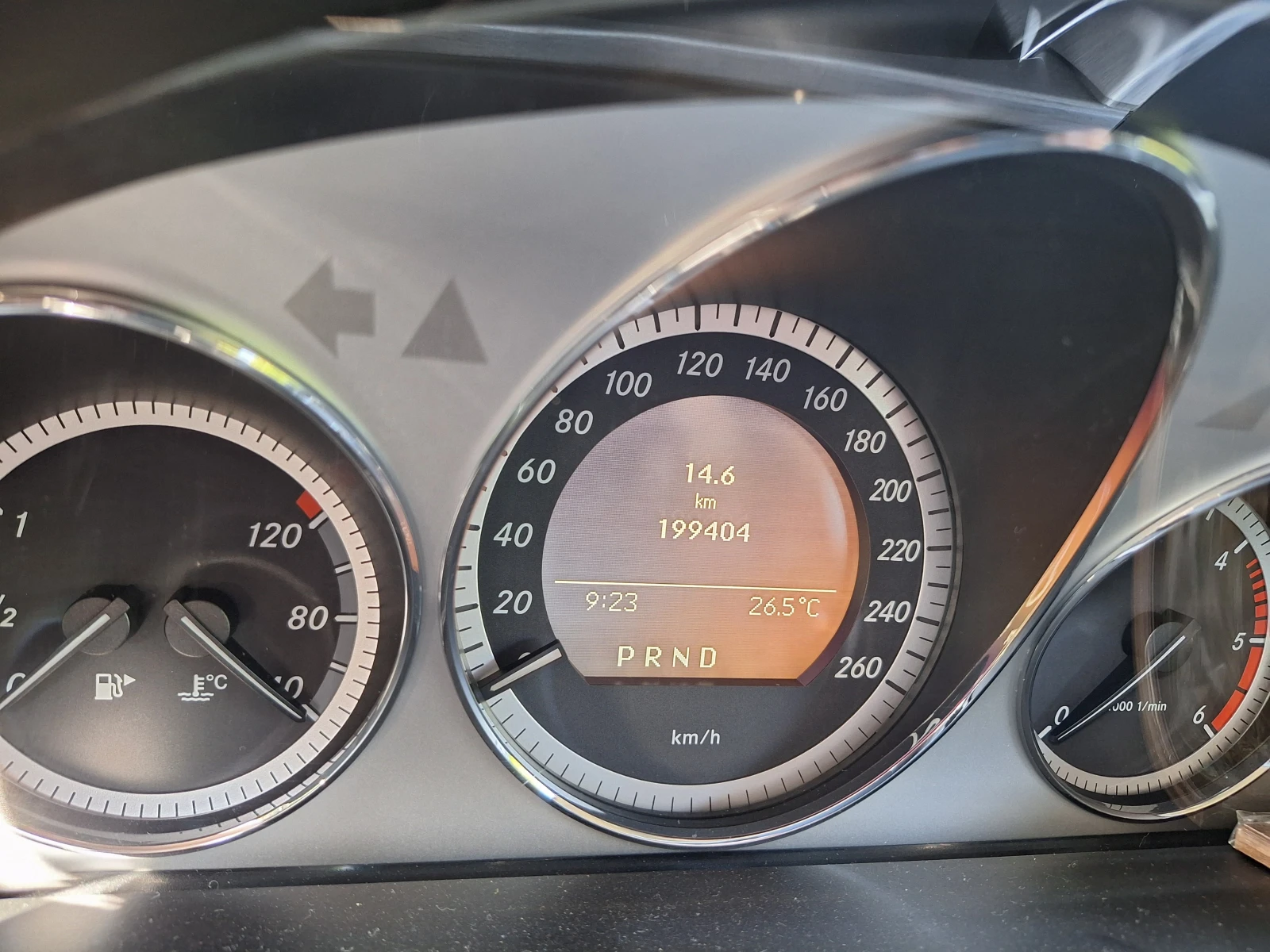 Mercedes-Benz GLK 220, снимка 10 - Автомобили и джипове - 54066184