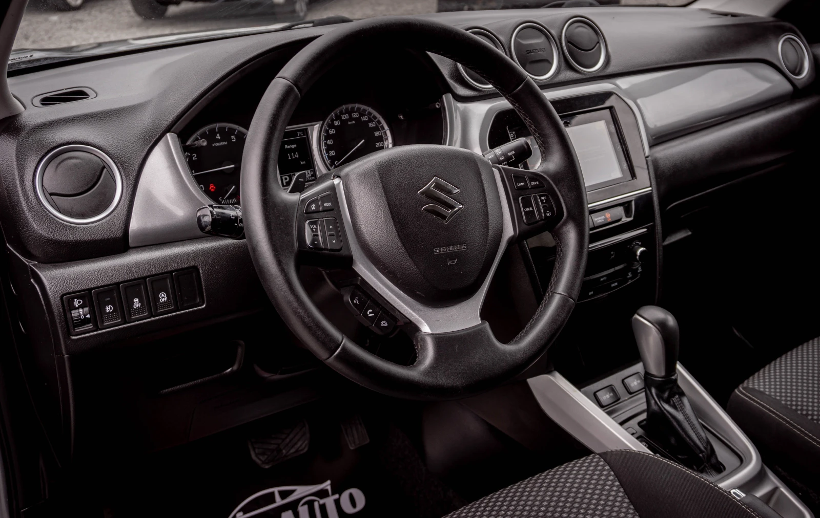 Suzuki Vitara 1.6 бензин | Автоматик | ТОП! С ГАРАНЦИЯ!, снимка 7 - Автомобили и джипове - 54532824