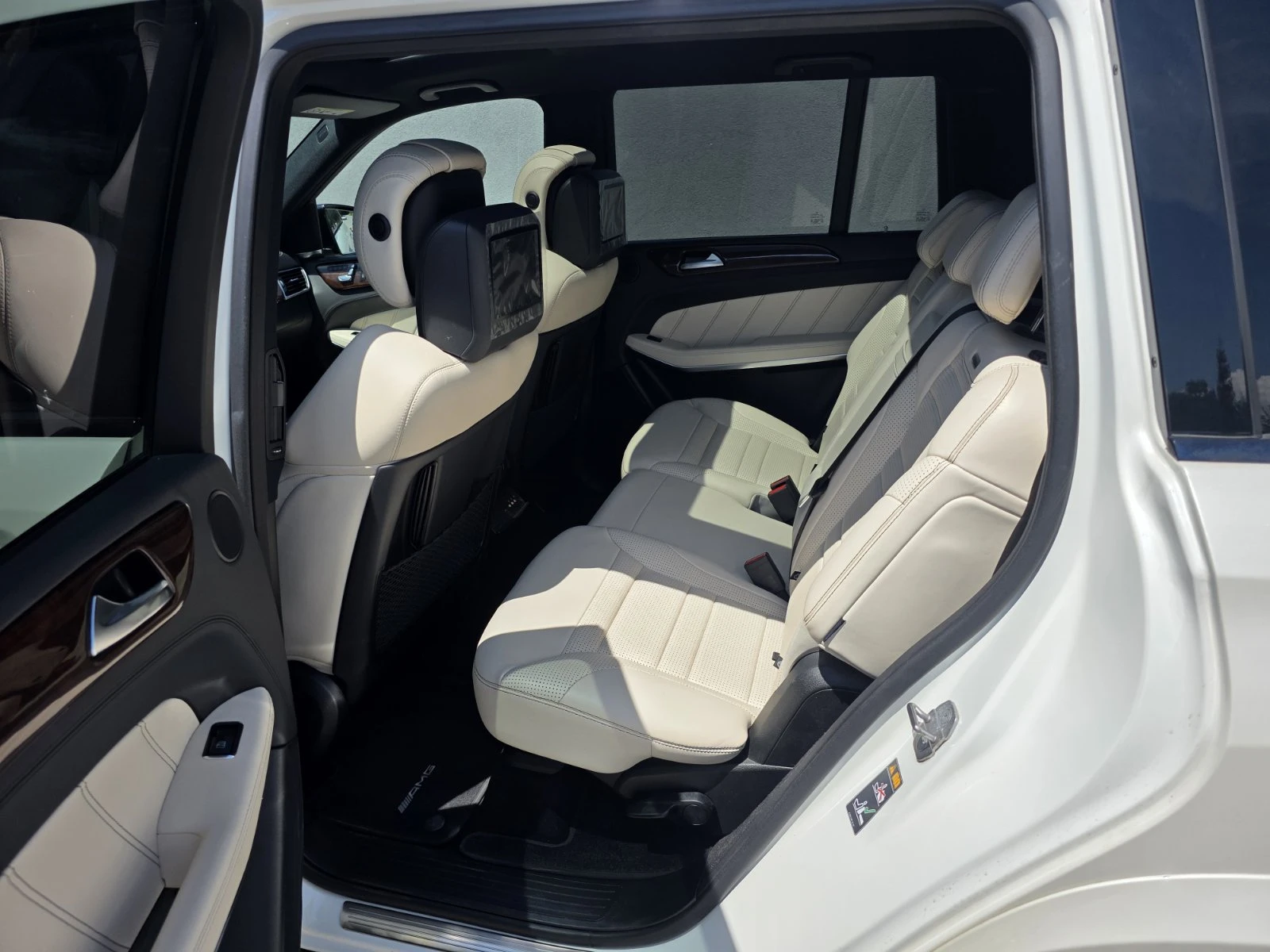 Mercedes-Benz GLS 63 AMG 4 MATIC, снимка 17 - Автомобили и джипове - 55323717