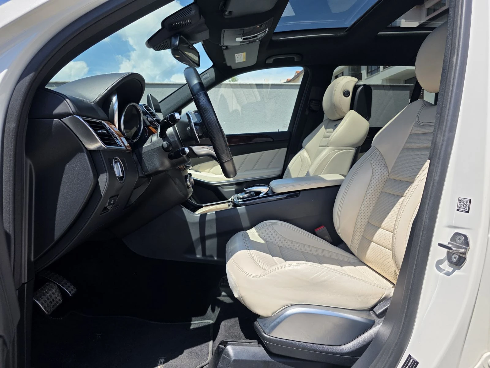 Mercedes-Benz GLS 63 AMG 4 MATIC, снимка 10 - Автомобили и джипове - 55323717