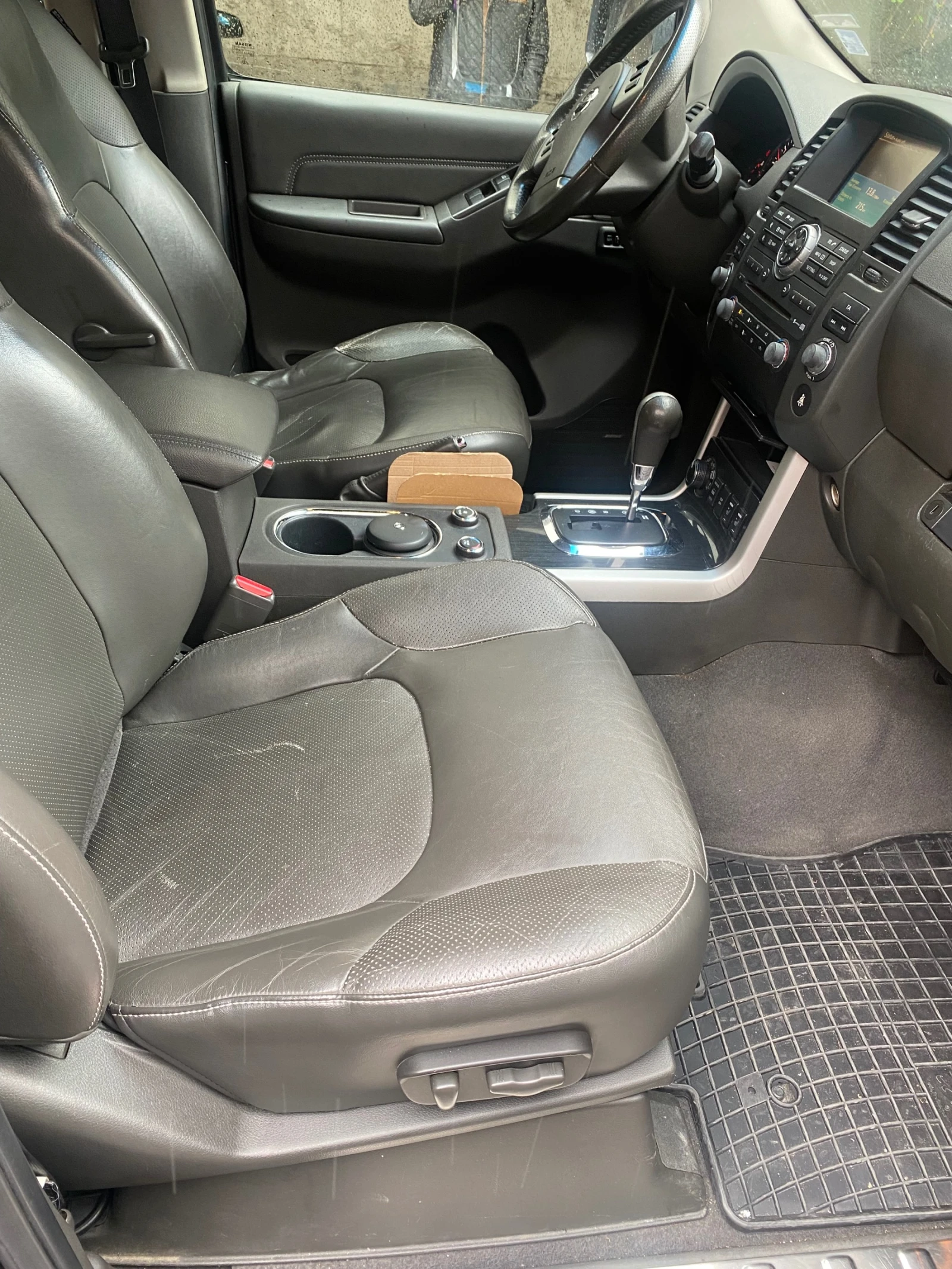 Nissan Pathfinder 3000 CDTI 4x4, снимка 8 - Автомобили и джипове - 56081969