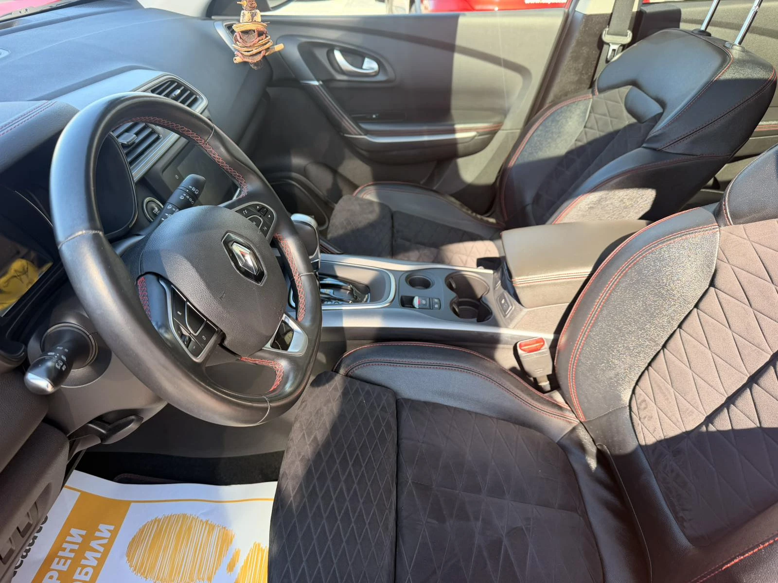 Renault Kadjar 1.3/ 160 к.с. / Black Edition, снимка 14 - Автомобили и джипове - 56311847