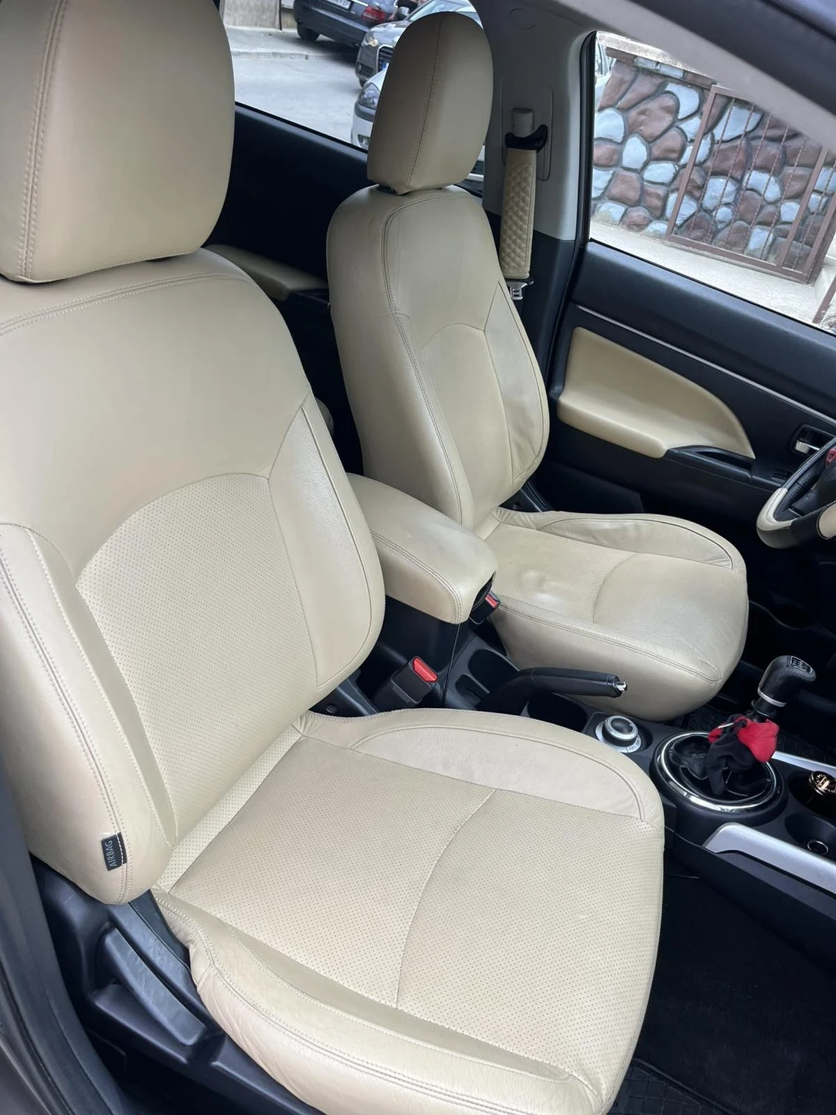 Mitsubishi ASX, снимка 10 - Автомобили и джипове - 56356015