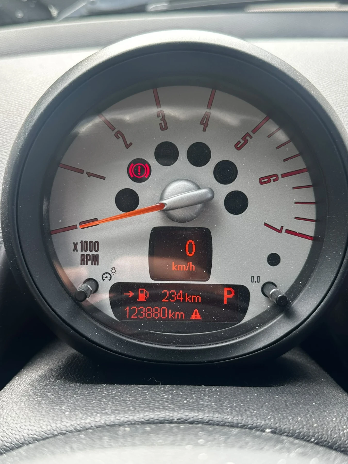 Mini Countryman, снимка 9 - Автомобили и джипове - 56447182