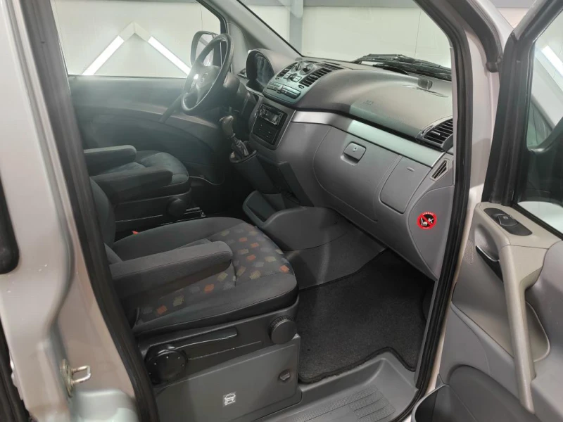 Mercedes-Benz Vito 115CDI* Немски* 6ск* Пътнически* Клима* Топ, снимка 6 - Бусове и автобуси - 53279253