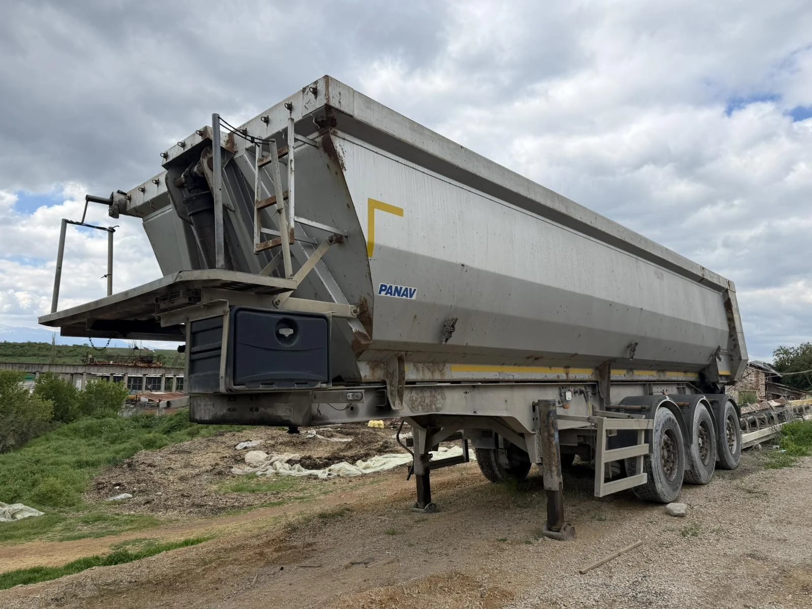 Полуремарке Други PANAV NS 1 36