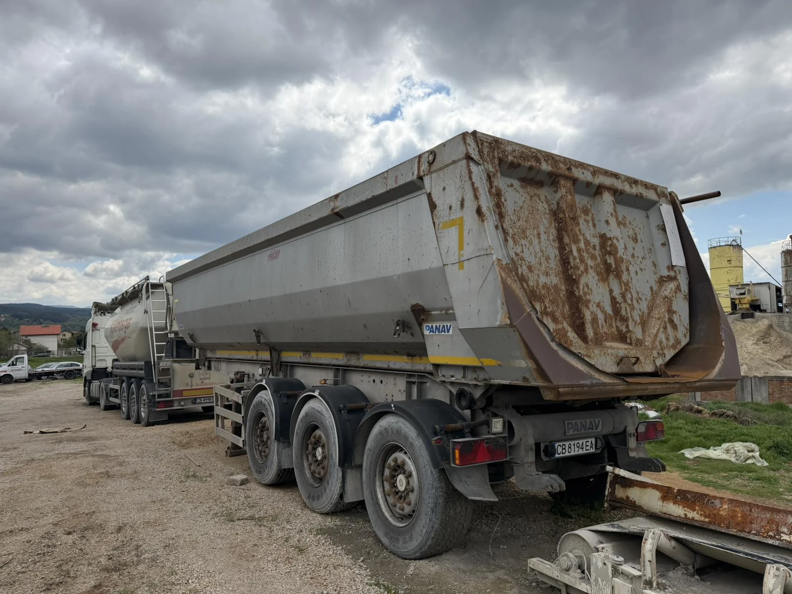 Полуремарке Други PANAV NS 1 36, снимка 2 - Ремаркета - 54405191