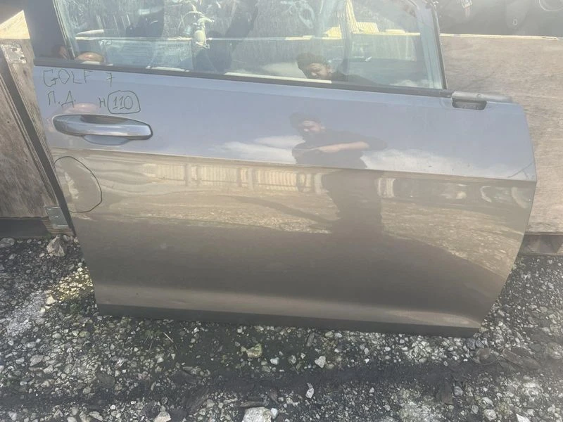Врата за Vw Golf 7 Голф 7 предна дясна с забележка намалена ном 110