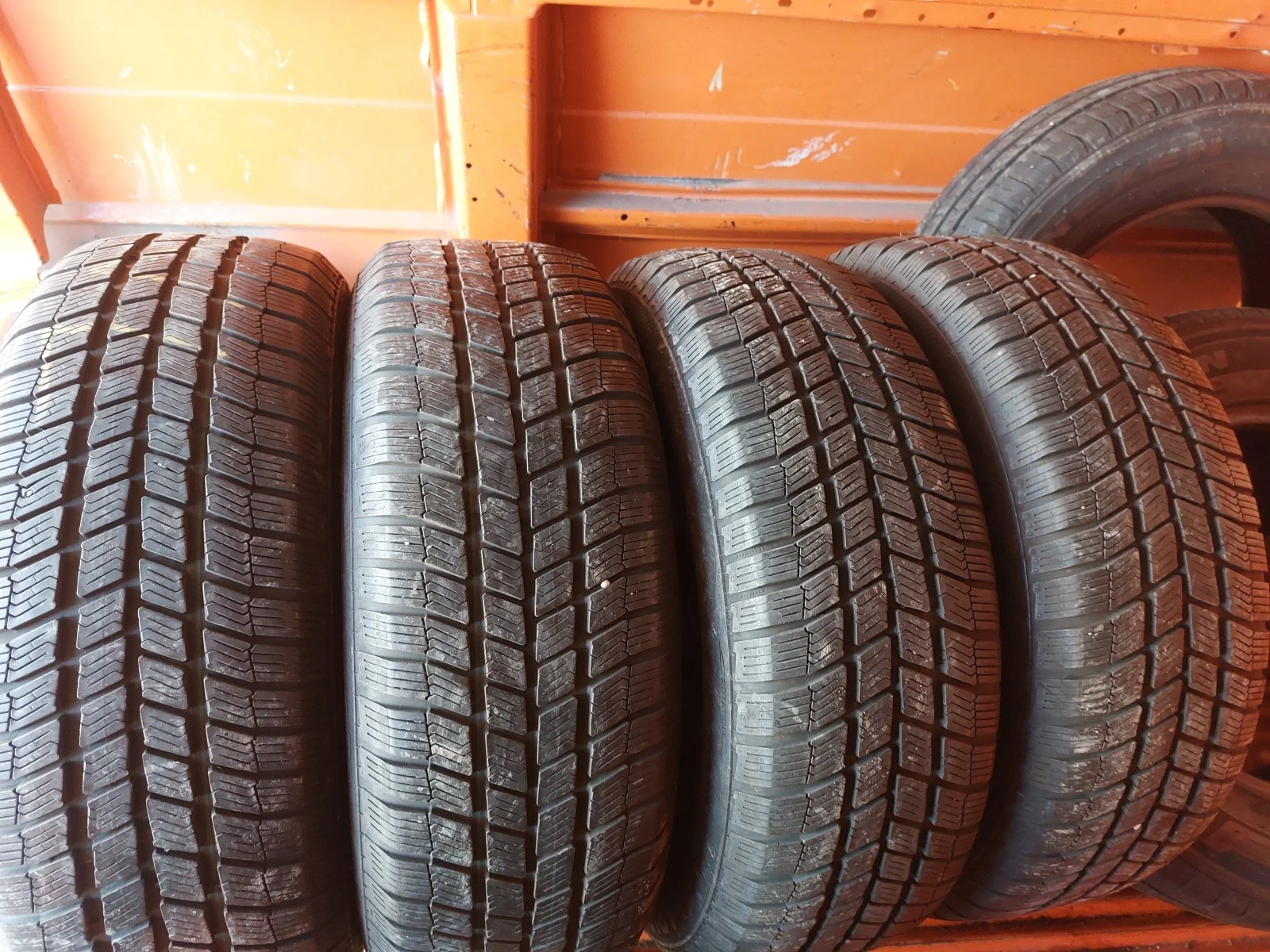 ���� 215/65R16 | Mobile.bg � ����������� 1