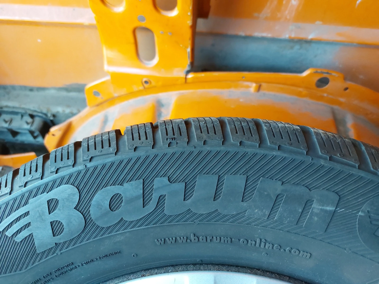 ���� 215/65R16 | Mobile.bg � ����������� 5