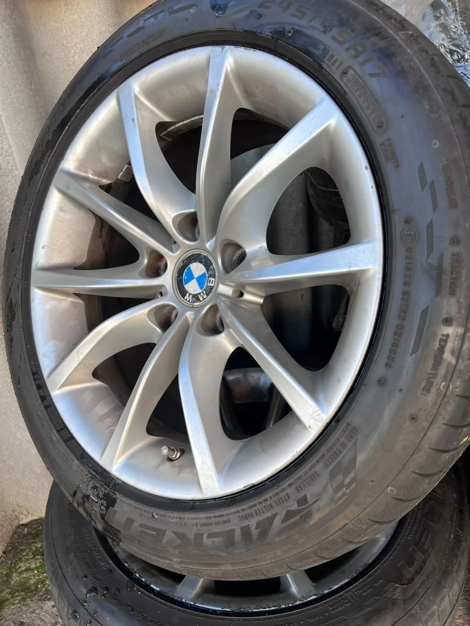    235/45R17  BMW | Mobile.bg   3