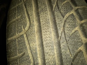 Гуми Зимни 195/50R15, снимка 1 - Гуми и джанти - 48984919