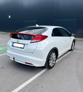 Honda Civic 2.2i-DTEC 150hp 6 скорости 4 врати, снимка 3