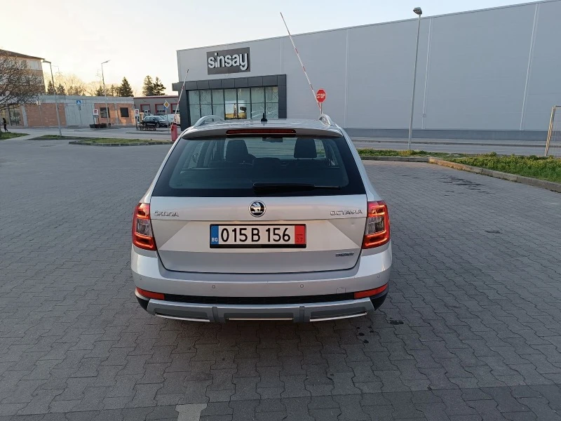 Skoda Octavia, снимка 5 - Автомобили и джипове - 45583808