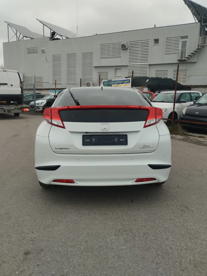 Honda Civic 1.8 benzin sport automatic , снимка 5 - Автомобили и джипове - 48305997