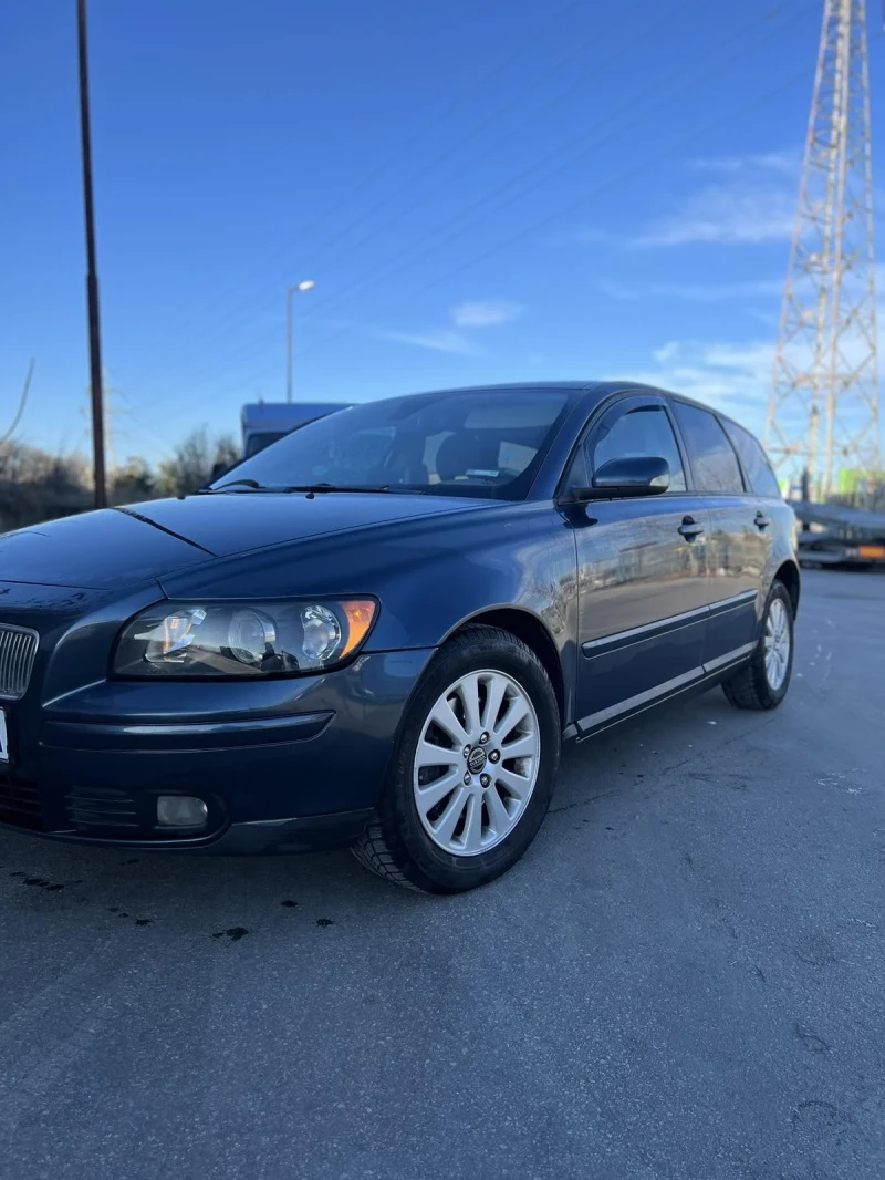 Volvo V50 2.0 hdi, снимка 2 - Автомобили и джипове - 49382835