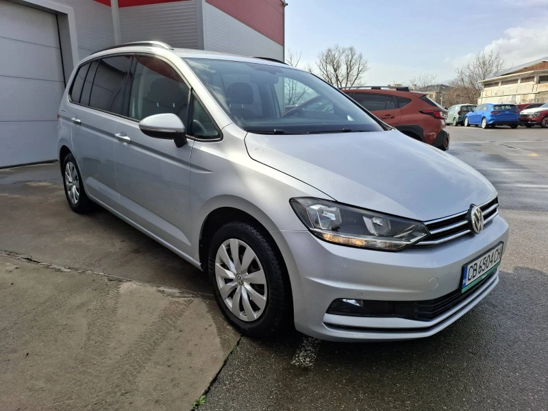 VW Touran 1.5 tsi, снимка 3 - Автомобили и джипове - 49475660