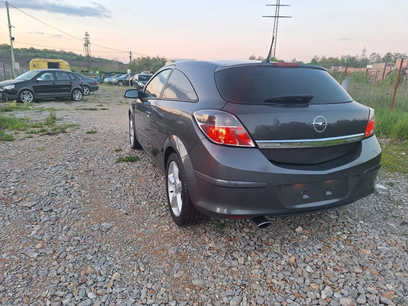 Opel Astra 2.0 TURBO, снимка 4 - Автомобили и джипове - 50132038