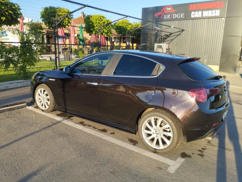 Alfa Romeo Giulietta 2.0JTDm2, снимка 4 - Автомобили и джипове - 52514370