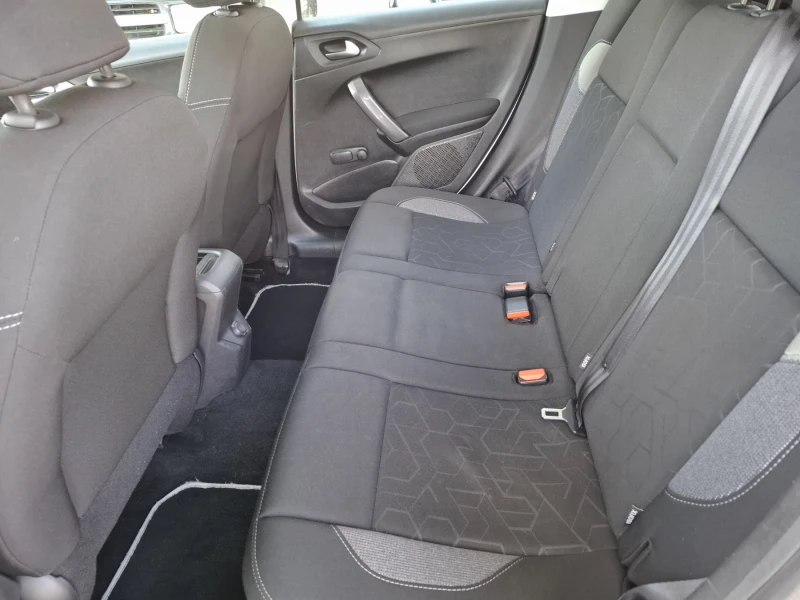 Peugeot 2008 1.6 Blue-HDi* FACE* NAVI* EURO6, снимка 7 - Автомобили и джипове - 51454443