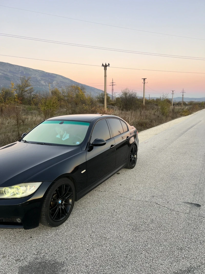 BMW 330 SHADOWLINE M PACK, снимка 4 - Автомобили и джипове - 52416571