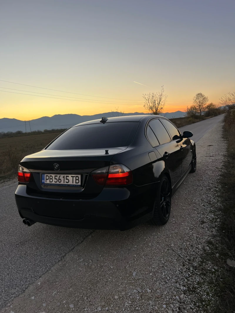 BMW 330 SHADOWLINE M PACK, снимка 8 - Автомобили и джипове - 52416571