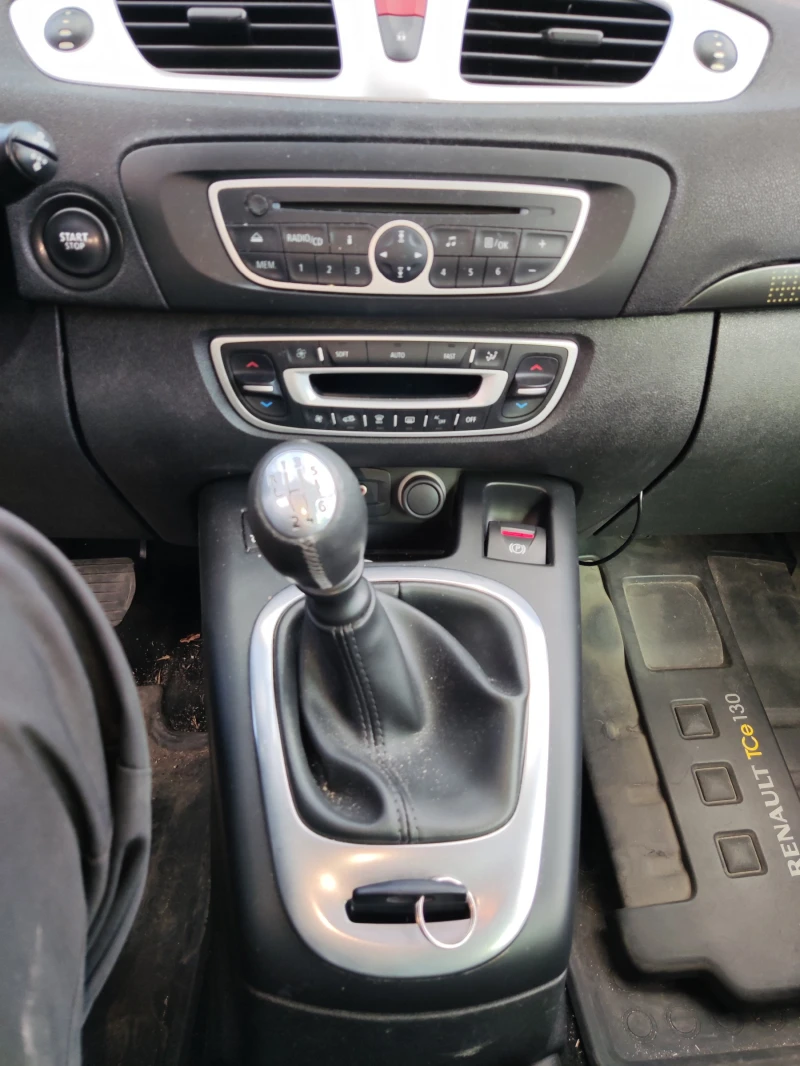 Renault Grand scenic, снимка 3 - Автомобили и джипове - 52834906