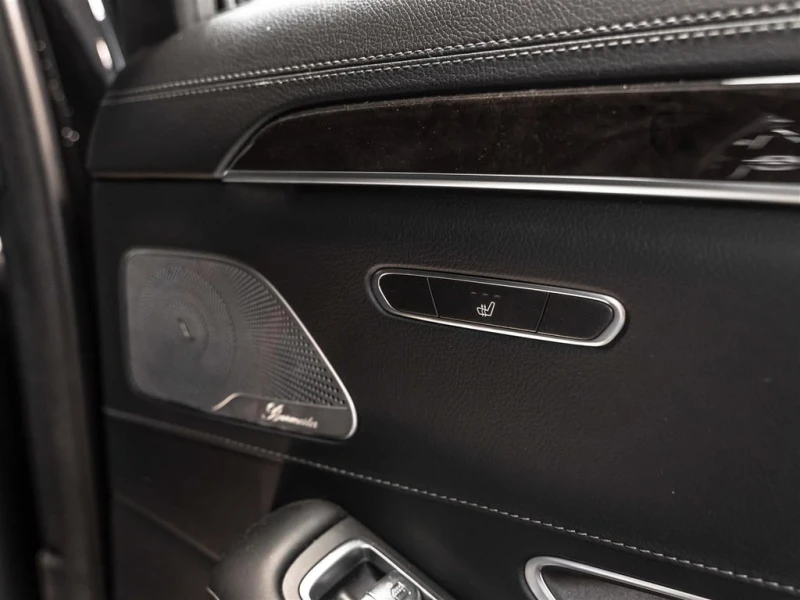 Mercedes-Benz S 560 * 560| AMG PKG| LWB| MASSAGE| DISTRONIC| 360CAM| B, снимка 13 - Автомобили и джипове - 52930303