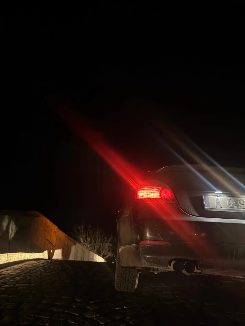 BMW 525, снимка 15 - Автомобили и джипове - 52938608