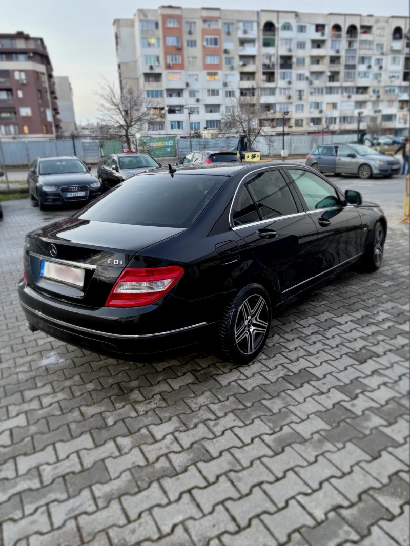 Mercedes-Benz C 220 CDI 2.2, снимка 3 - Автомобили и джипове - 53289234