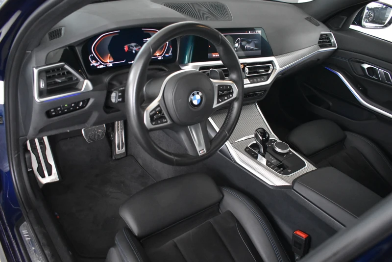 BMW 320 xDrive Седан, снимка 6 - Автомобили и джипове - 53357311