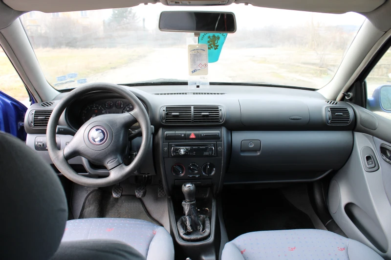 Seat Toledo, снимка 13 - Автомобили и джипове - 53485261