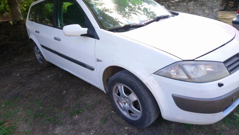 Renault Megane 1.5dci, снимка 3 - Автомобили и джипове - 43848027