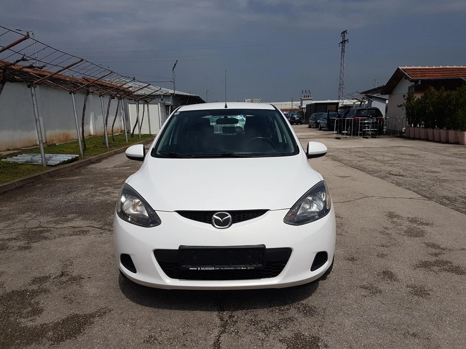 Mazda 2 1.3 i клима - изображение 3
