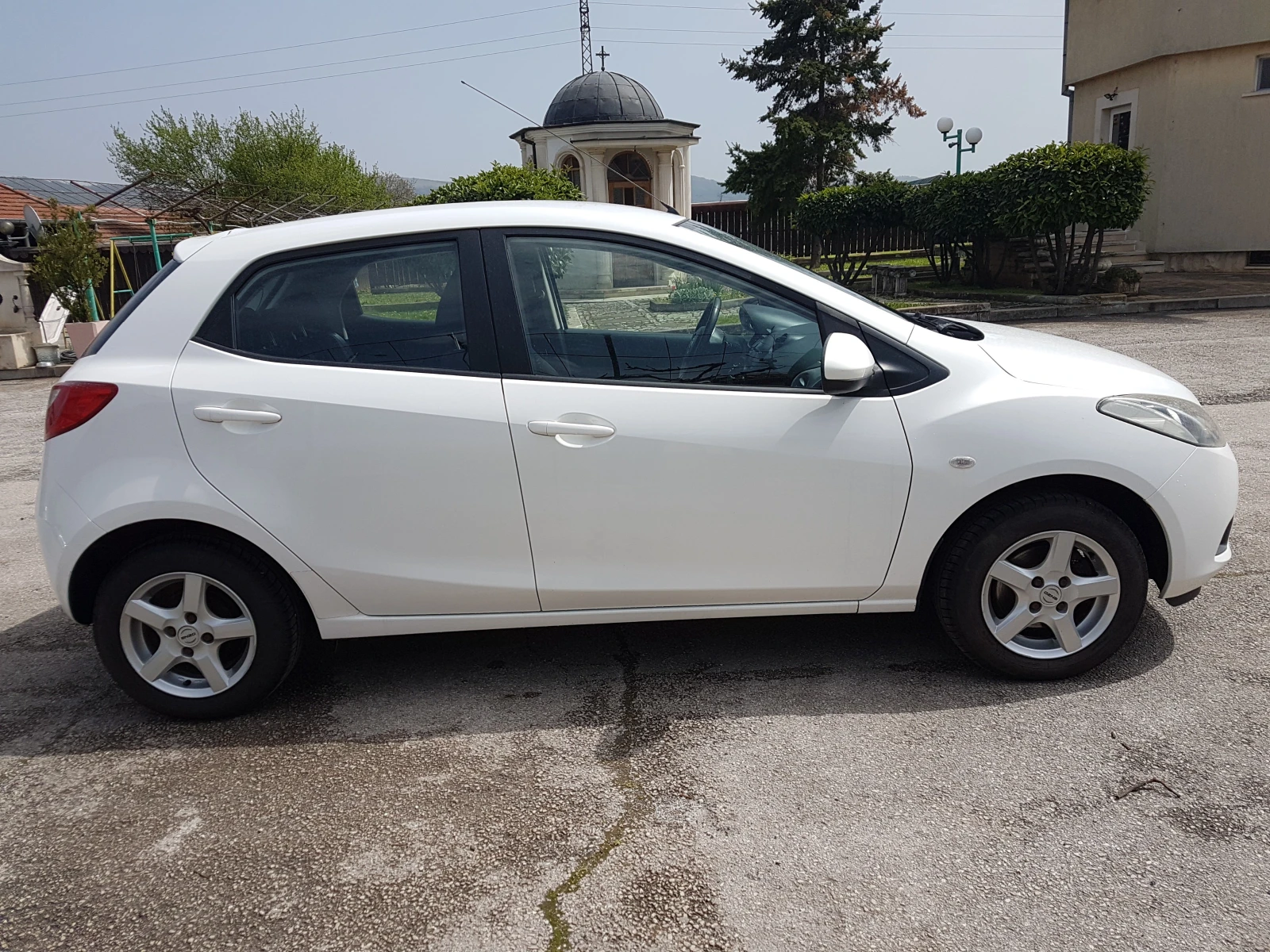 Mazda 2 1.3 i клима - изображение 4
