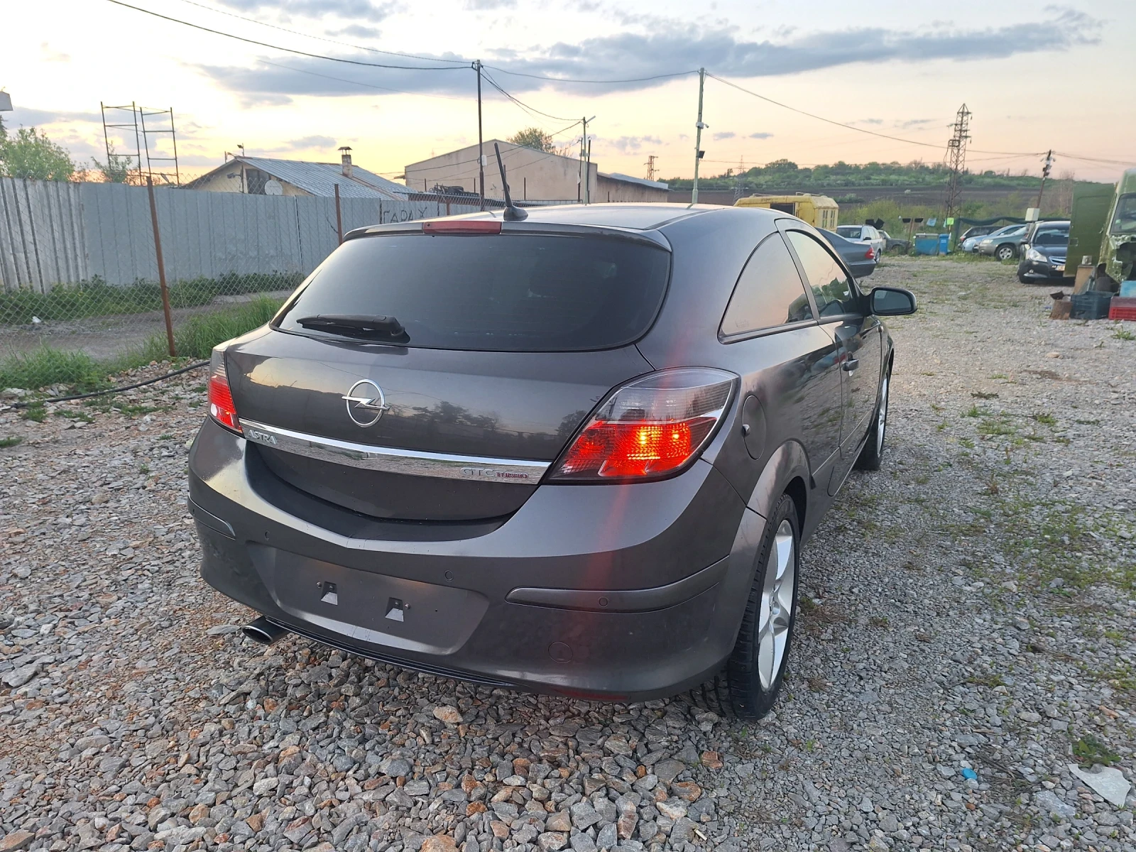 Opel Astra 2.0 ТУРБО - изображение 5