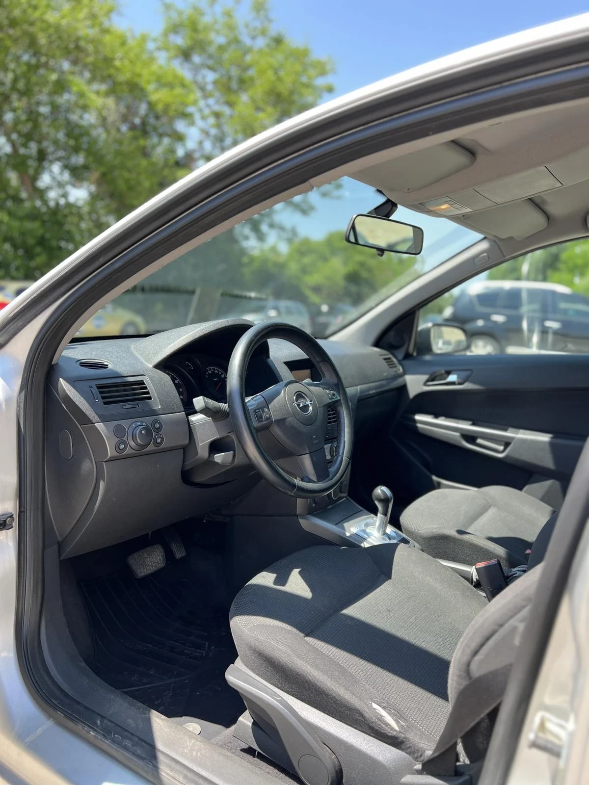 Opel Astra 1.6 - изображение 6