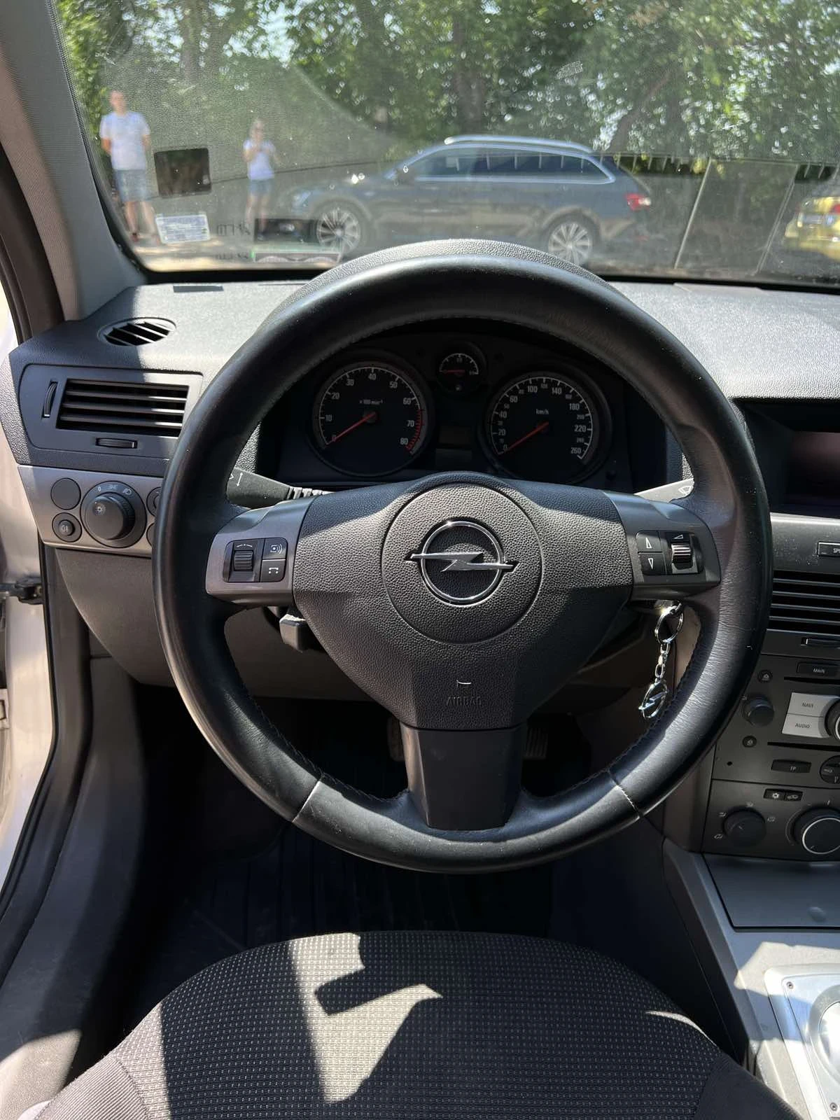 Opel Astra 1.6 - изображение 7